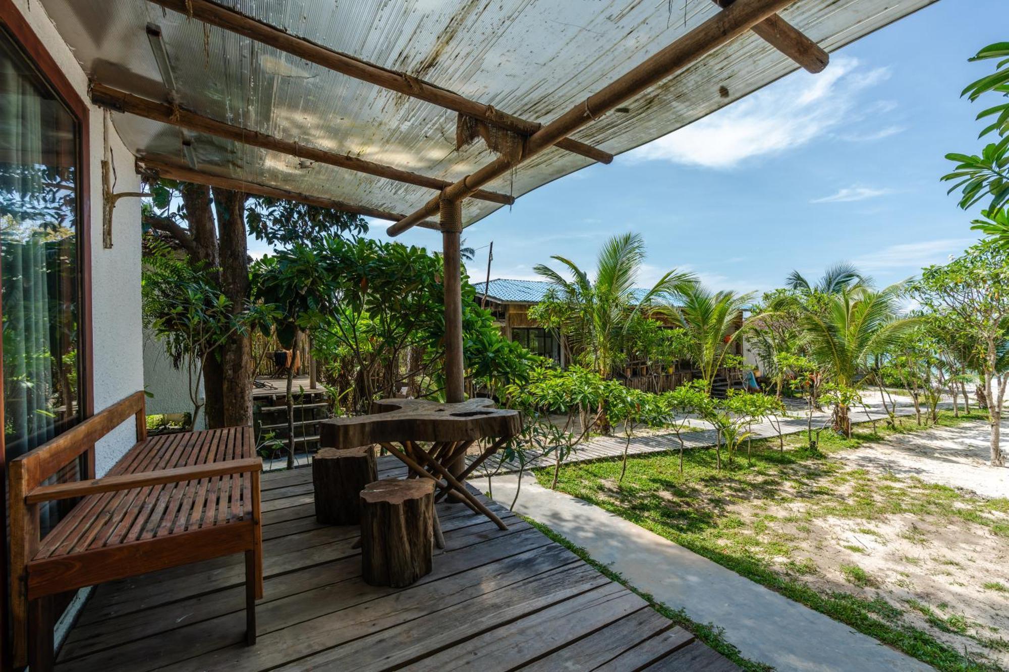 Long Beach Resort Koh Rong Sok San Village Экстерьер фото